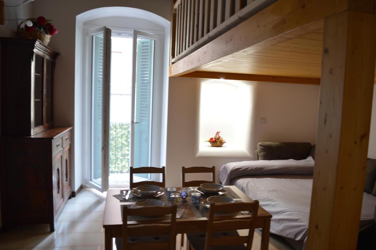 Berardi House Apartment Taranto Ngoại thất bức ảnh