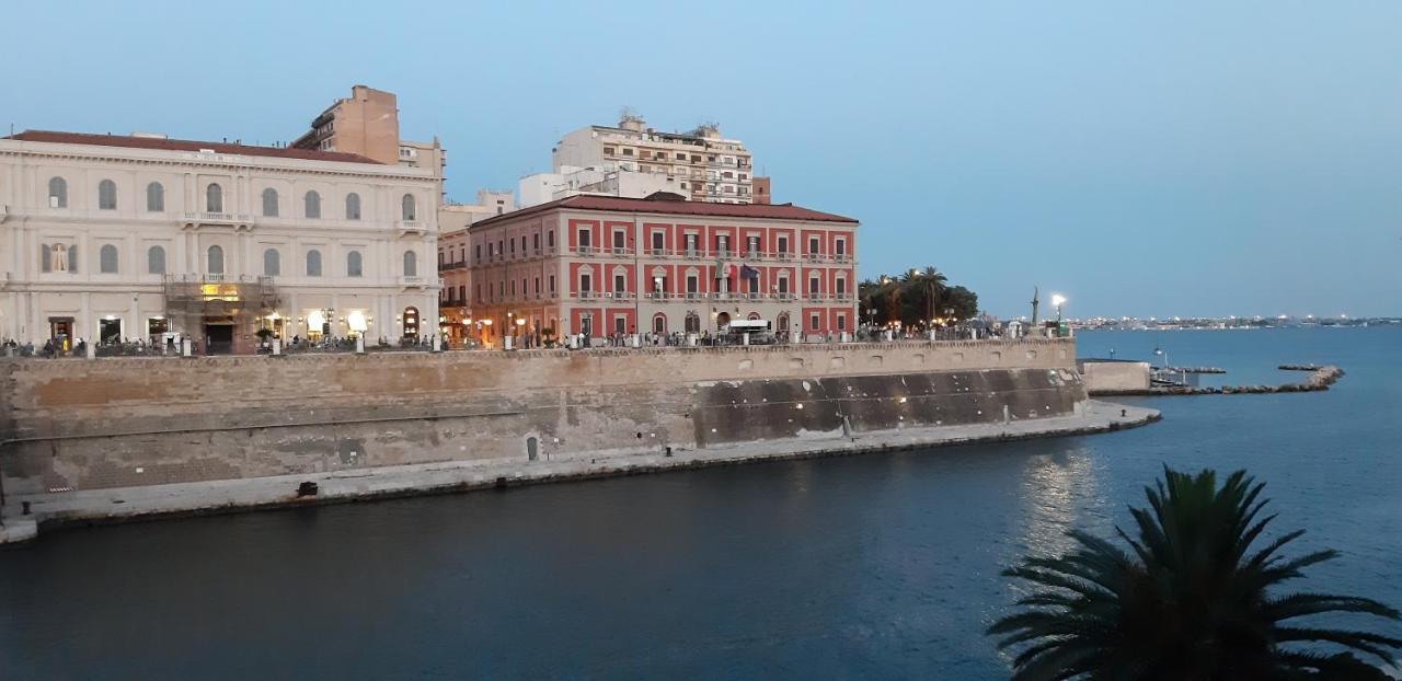 Berardi House Apartment Taranto Ngoại thất bức ảnh